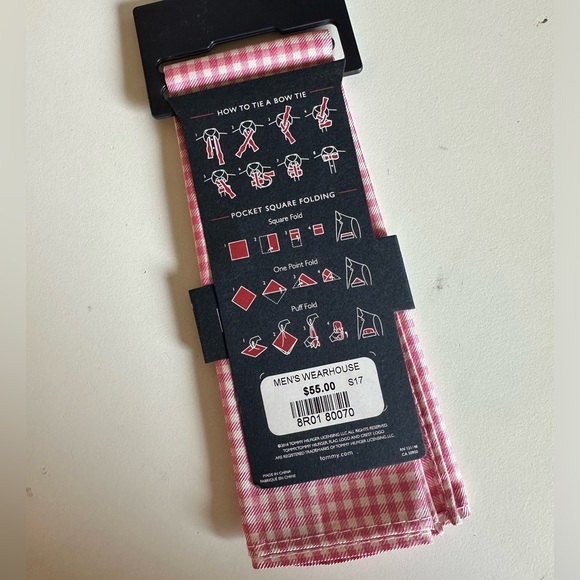 Tommy Hilfiger Pink Gingham Pocket Square NWT - Picture 2 of 2